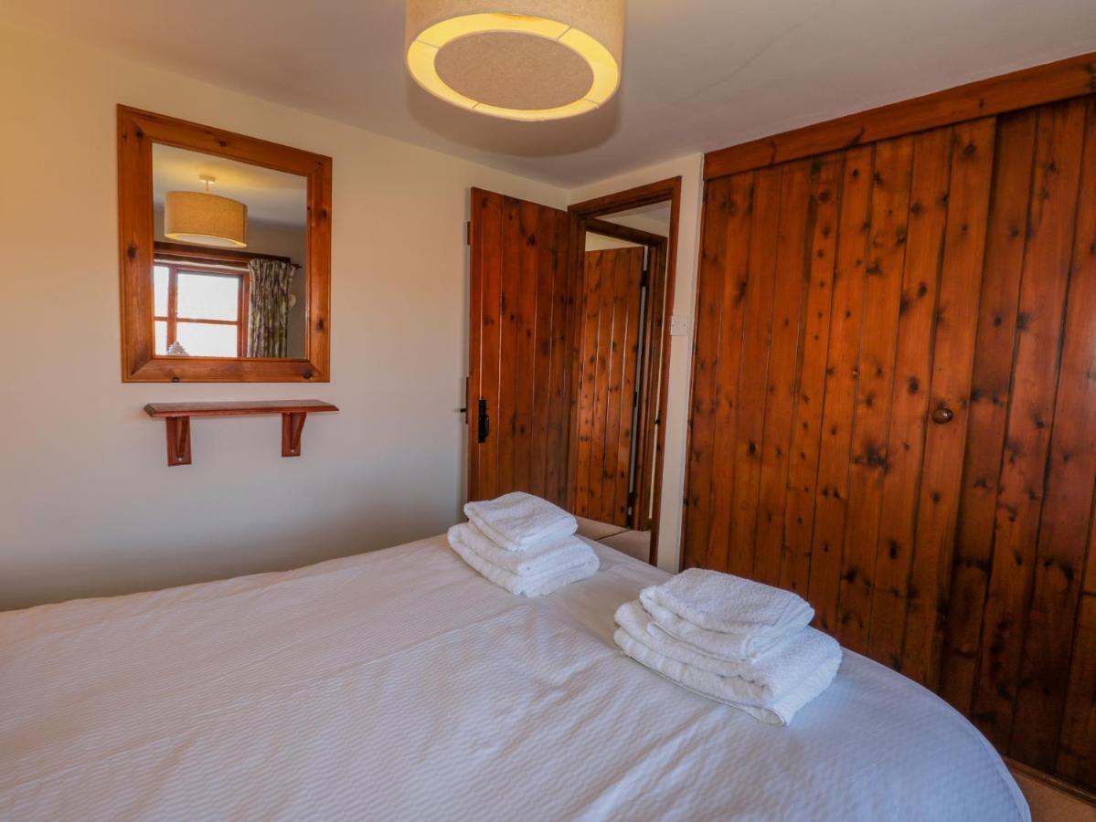 Danby Cottage Уитби Екстериор снимка