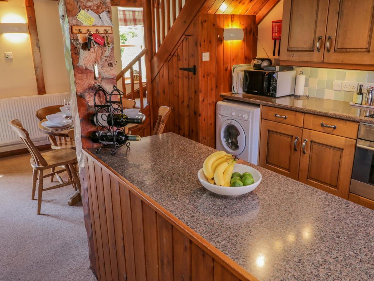 Danby Cottage Уитби Екстериор снимка