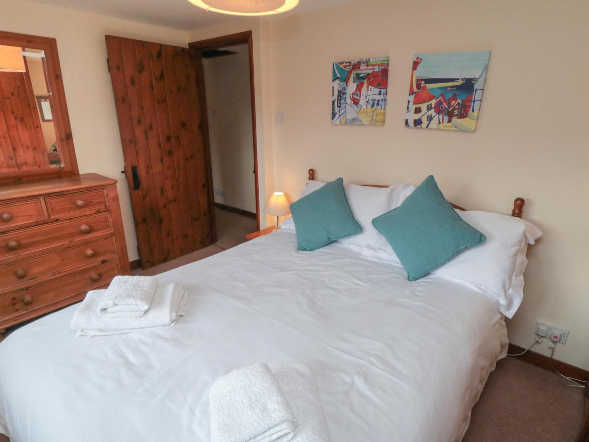 Danby Cottage Уитби Екстериор снимка