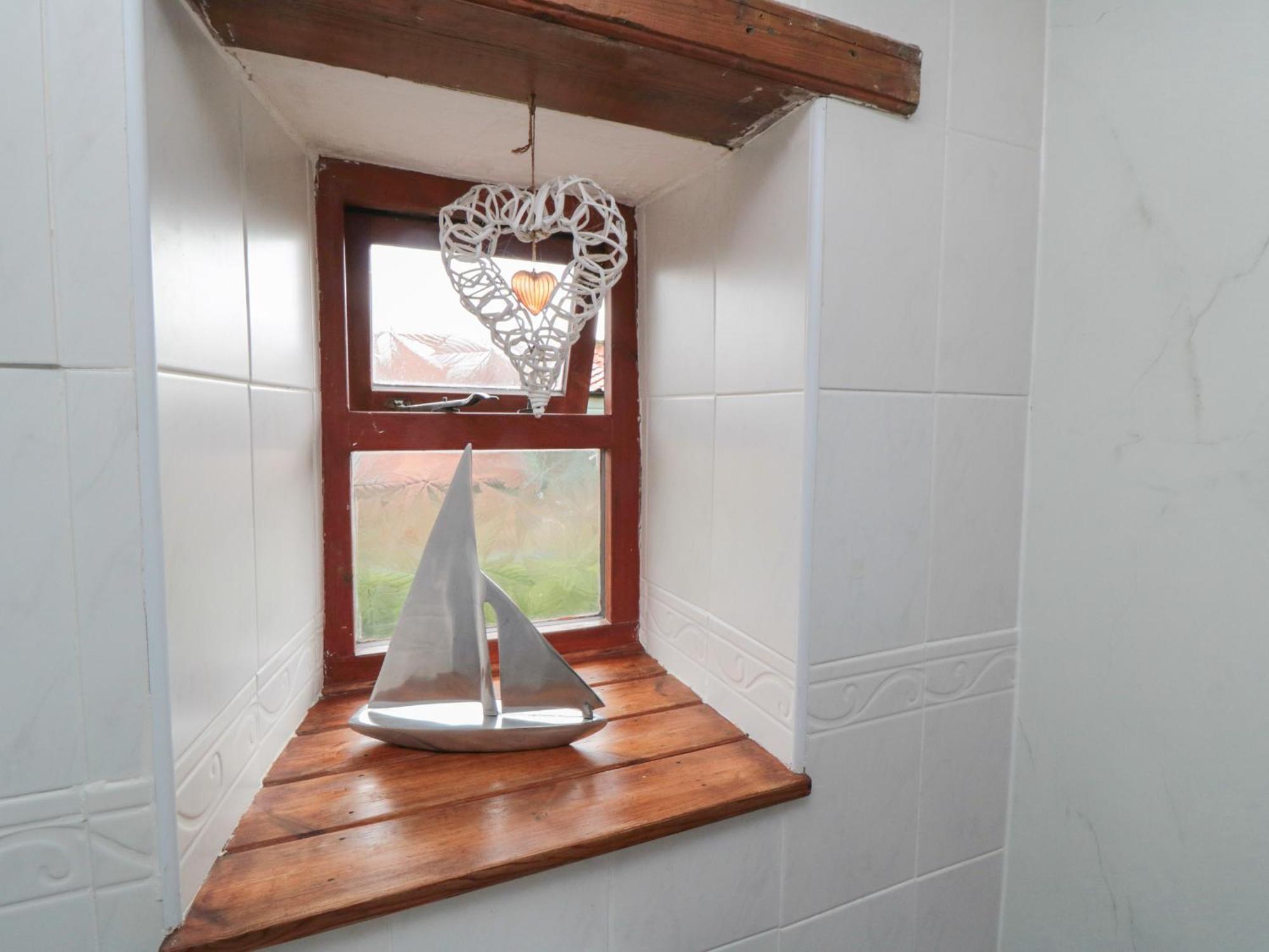 Danby Cottage Уитби Екстериор снимка